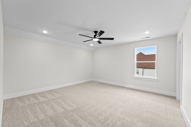 288 Woodland Creek Dr, Mcminnville, TN 37110