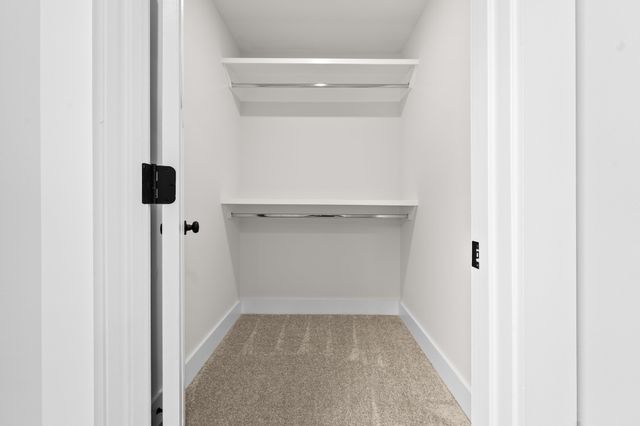 288 Woodland Creek Dr, Mcminnville, TN 37110