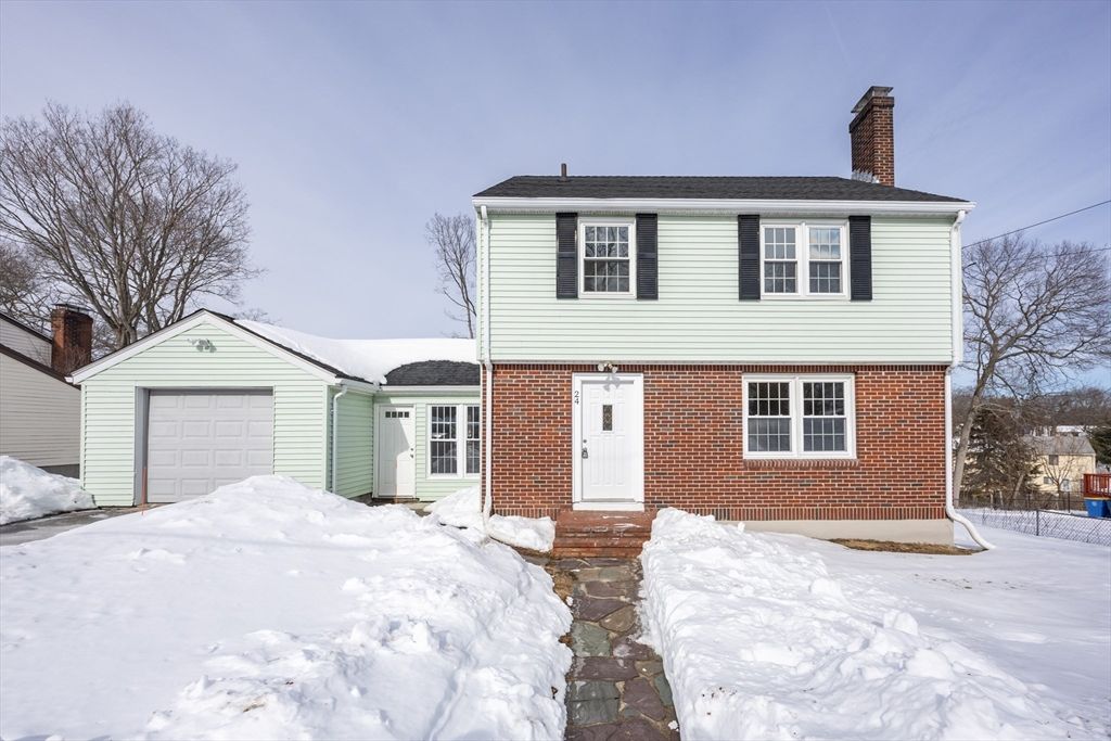 24 Bossi Ave, Randolph, MA 02368