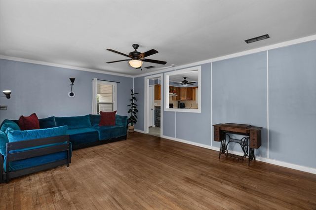 403 Benita Dr, Marshall, TX 75672