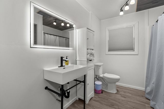 403 Benita Dr, Marshall, TX 75672