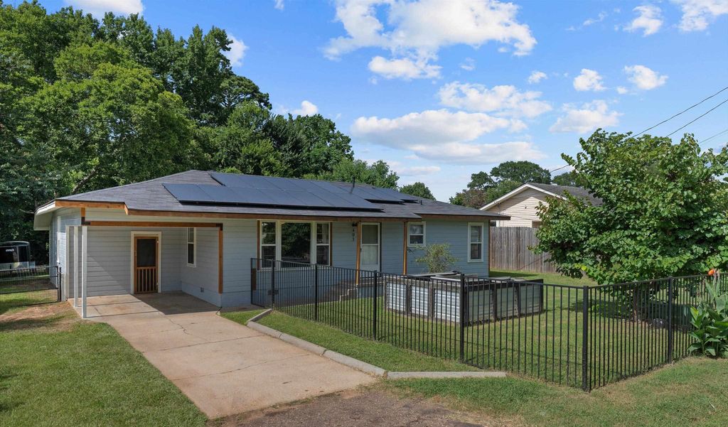 403 Benita Dr, Marshall, TX 75672