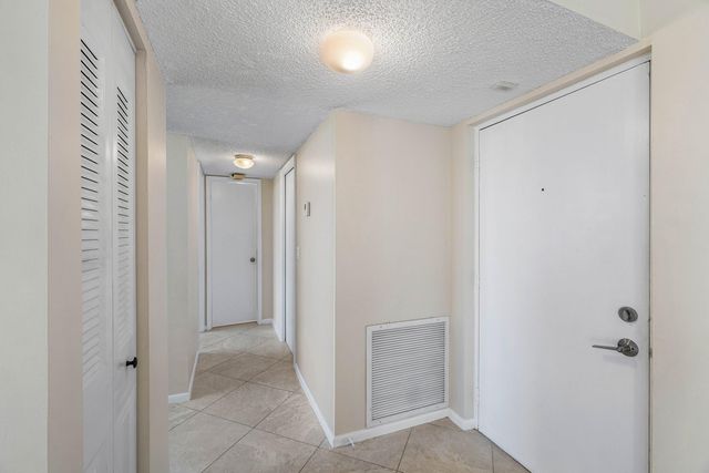 2455 LINDELL Boulevard 3411, Delray Beach, FL 33444