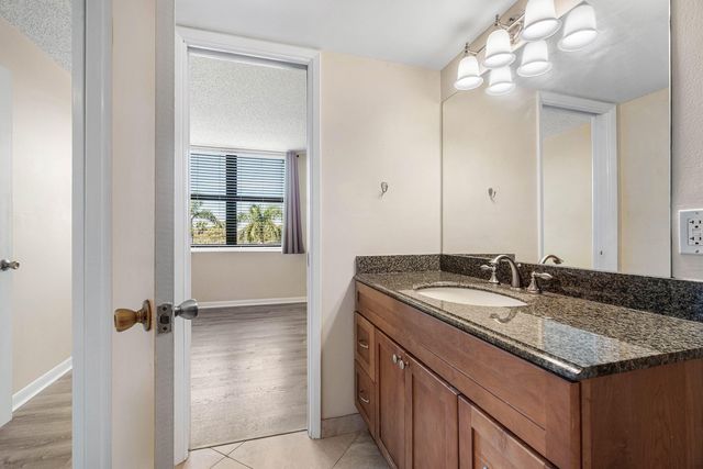 2455 LINDELL Boulevard 3411, Delray Beach, FL 33444