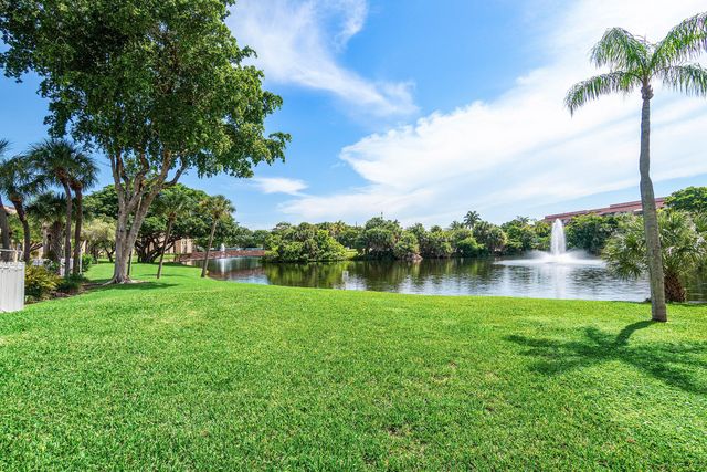 2455 LINDELL Boulevard 3411, Delray Beach, FL 33444