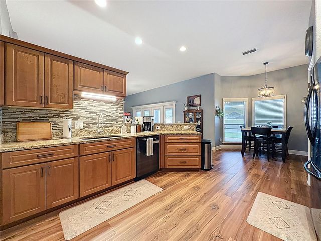 204 BENTLEY OAKS BOULEVARD, Auburndale, FL 33823