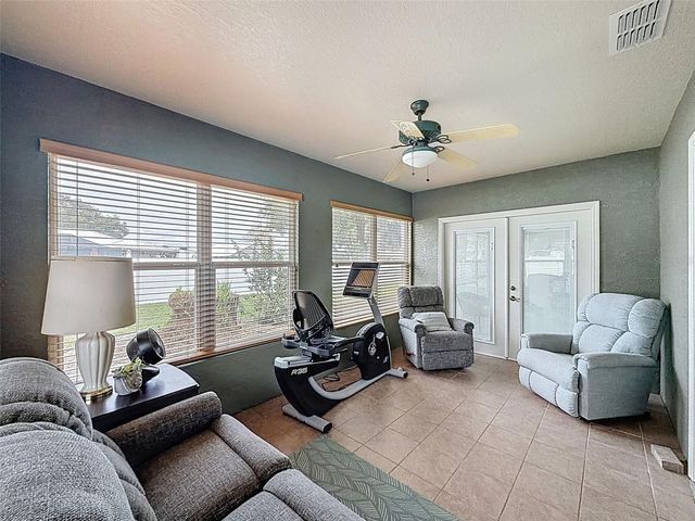 204 BENTLEY OAKS BOULEVARD, Auburndale, FL 33823