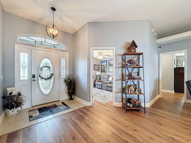 204 BENTLEY OAKS BOULEVARD, Auburndale, FL 33823