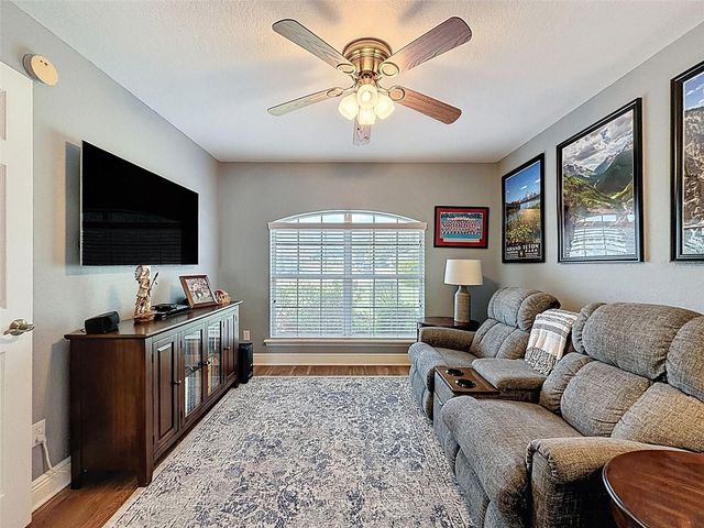 204 BENTLEY OAKS BOULEVARD, Auburndale, FL 33823