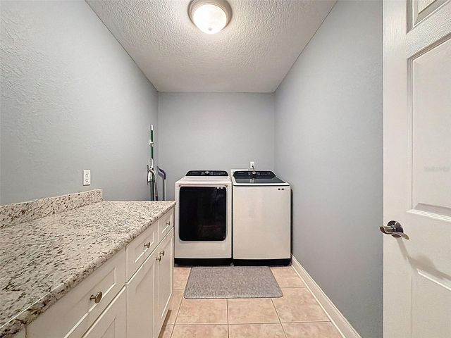 204 BENTLEY OAKS BOULEVARD, Auburndale, FL 33823