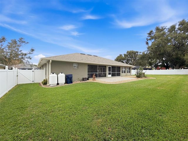 204 BENTLEY OAKS BOULEVARD, Auburndale, FL 33823