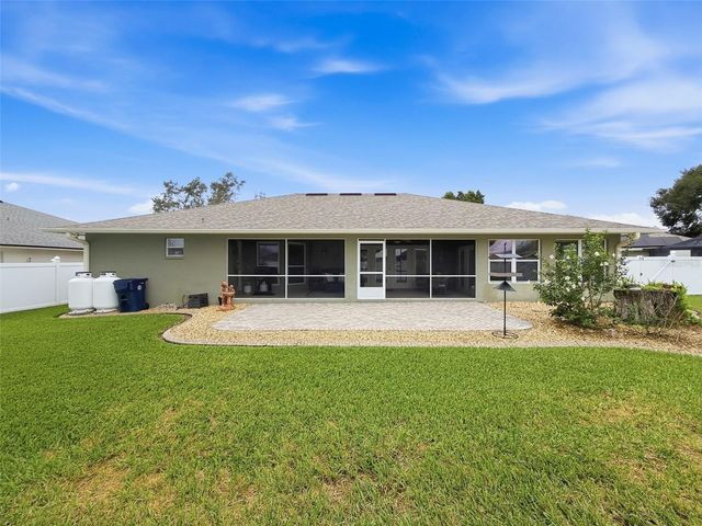 204 BENTLEY OAKS BOULEVARD, Auburndale, FL 33823
