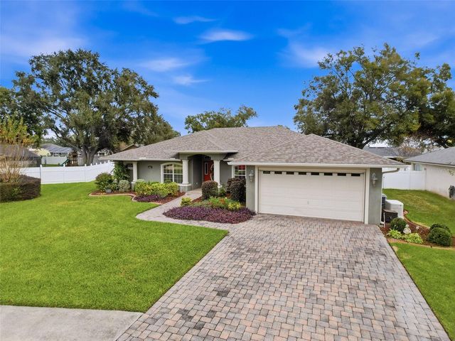 204 BENTLEY OAKS BOULEVARD, Auburndale, FL 33823
