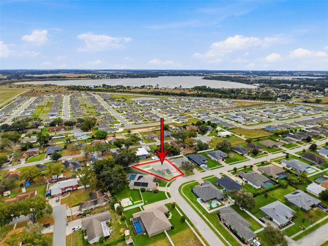 204 BENTLEY OAKS BOULEVARD, Auburndale, FL 33823