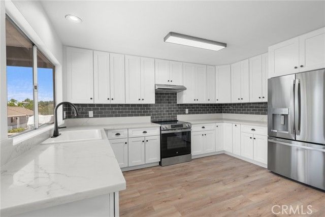 22587 Canyon Lake Drive, Canyon Lake, CA 92587