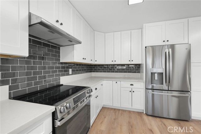 22587 Canyon Lake Drive, Canyon Lake, CA 92587