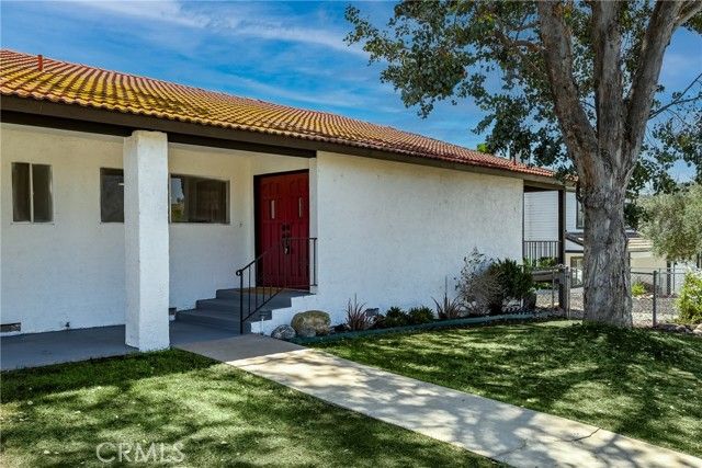 22587 Canyon Lake Drive, Canyon Lake, CA 92587