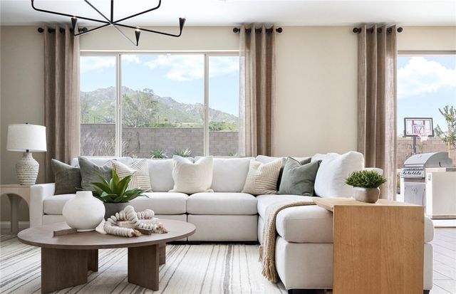 8141 Tristan Lane, Riverside, CA 92507