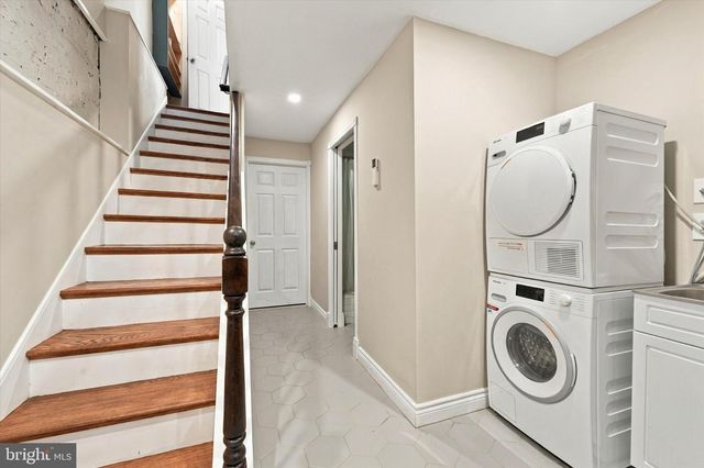 1109 E WILT ST, Philadelphia, PA 19125