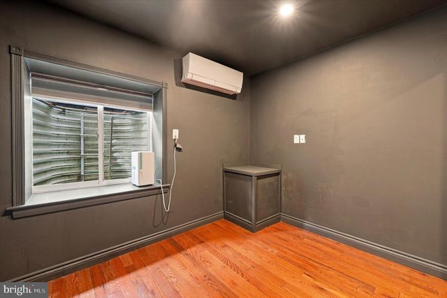 1109 E WILT ST, Philadelphia, PA 19125