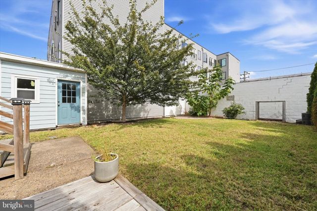 1109 E WILT ST, Philadelphia, PA 19125