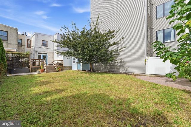 1109 E WILT ST, Philadelphia, PA 19125