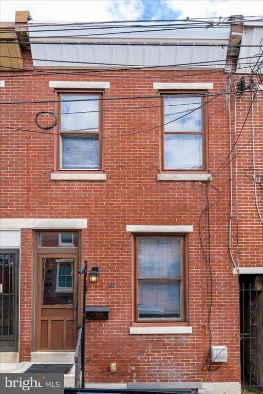 1109 E WILT ST, PHILADELPHIA, PA 19125 — photo 3