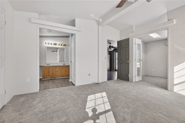 805 National Way, Ellwood City, PA 16117