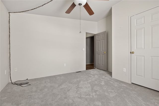 805 National Way, Ellwood City, PA 16117