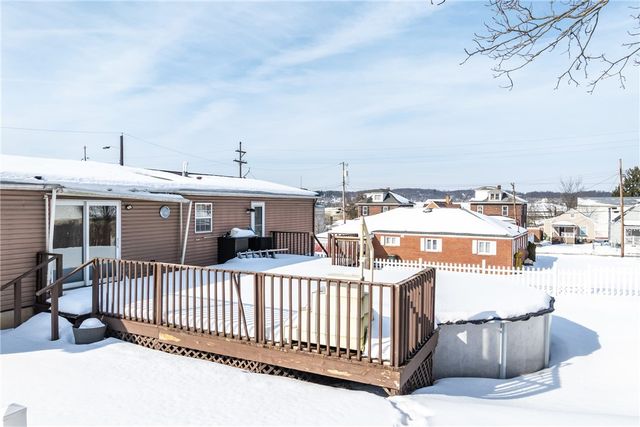 805 National Way, Ellwood City, PA 16117