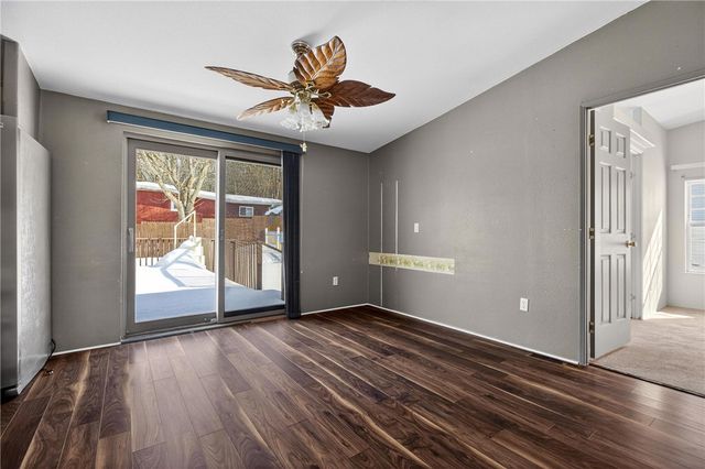 805 National Way, Ellwood City, PA 16117