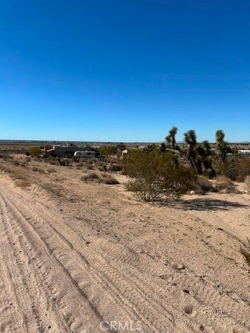 21866 Ocotillo Way, Apple Valley, CA 92308
