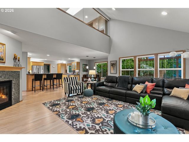 514 Ne 49TH Ave, Hillsboro, OR 97124