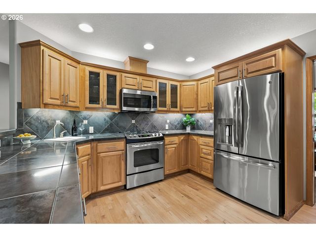 514 Ne 49TH Ave, Hillsboro, OR 97124
