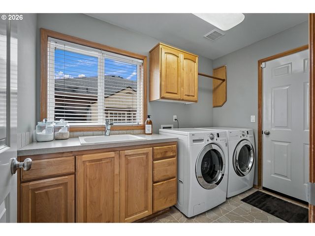 514 Ne 49TH Ave, Hillsboro, OR 97124