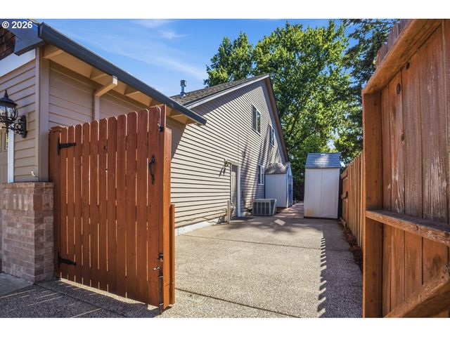 514 Ne 49TH Ave, Hillsboro, OR 97124