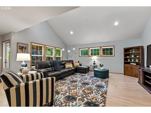 514 Ne 49TH Ave, Hillsboro, OR 97124