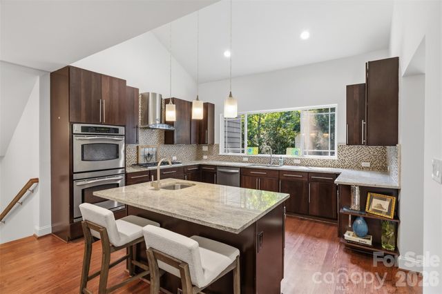 6219 Fair Valley Drive, Charlotte, NC 28226