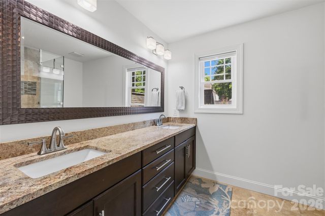 6219 Fair Valley Drive, Charlotte, NC 28226