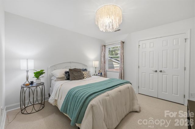 6219 Fair Valley Drive, Charlotte, NC 28226