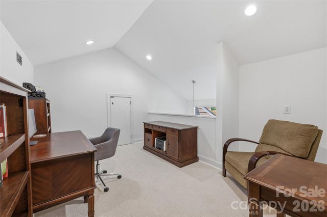 6219 Fair Valley Drive, Charlotte, NC 28226