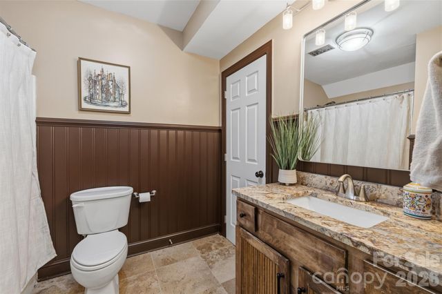 6219 Fair Valley Drive, Charlotte, NC 28226