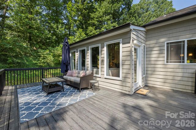 6219 Fair Valley Drive, Charlotte, NC 28226