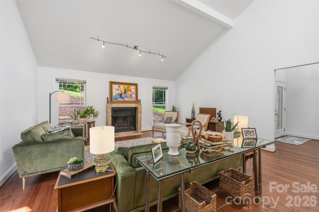 6219 Fair Valley Drive, Charlotte, NC 28226