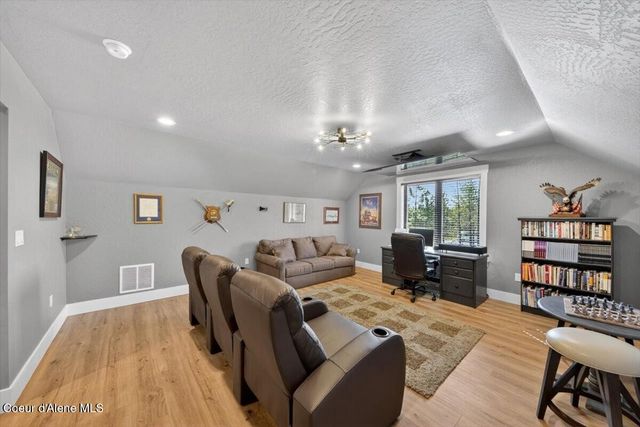 20283 N Crooked Rock LN, Rathdrum, ID 83858