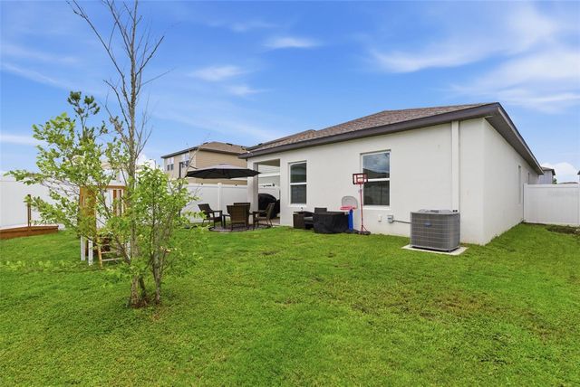 35498 SHADE FERN LANE, Zephyrhills, FL 33541