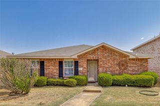 1934 Mosley Drive, Lancaster, TX 75146