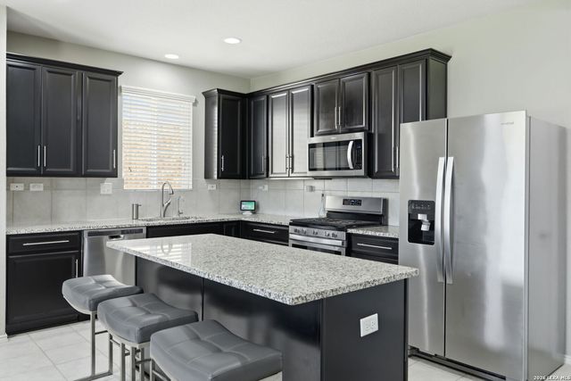 12114 WAGON CYN, San Antonio, TX 78254