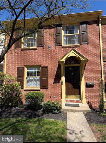19 ROBODA BLVD, Royersford, PA 19468