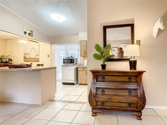 6170 NW 57TH COURT, Ocala, FL 34482
